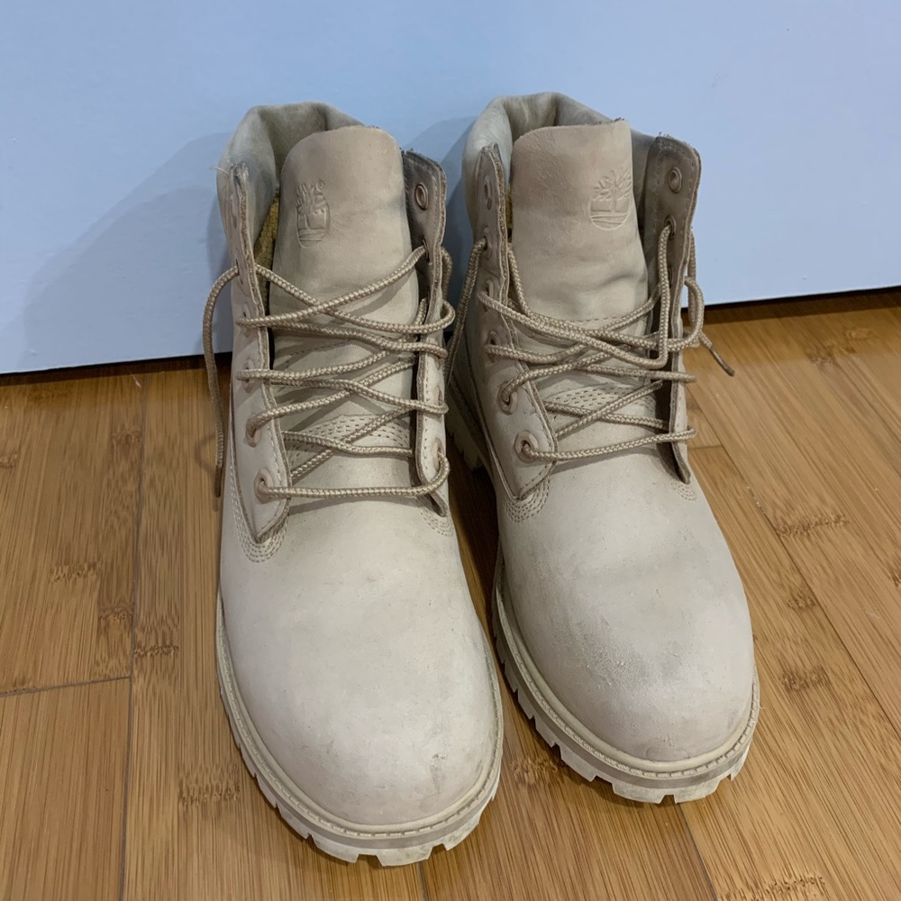 SOLD: Timberland 6” Croissant Waterbuck Boots - Picture 3 of 7